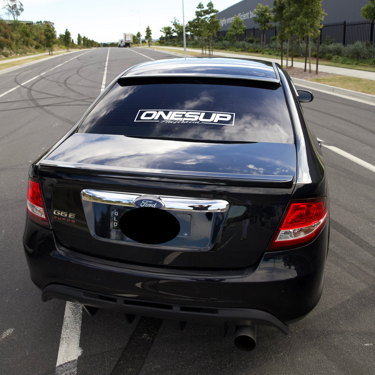 LARGE OnesUp White Aus Sticker – ONES UP
